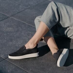 Via Spiga Black Slip On Sneakers Leather Embossed Croc Flatform Size 8 $225